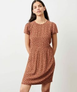 Frogwear.shop3b354f03f8 1